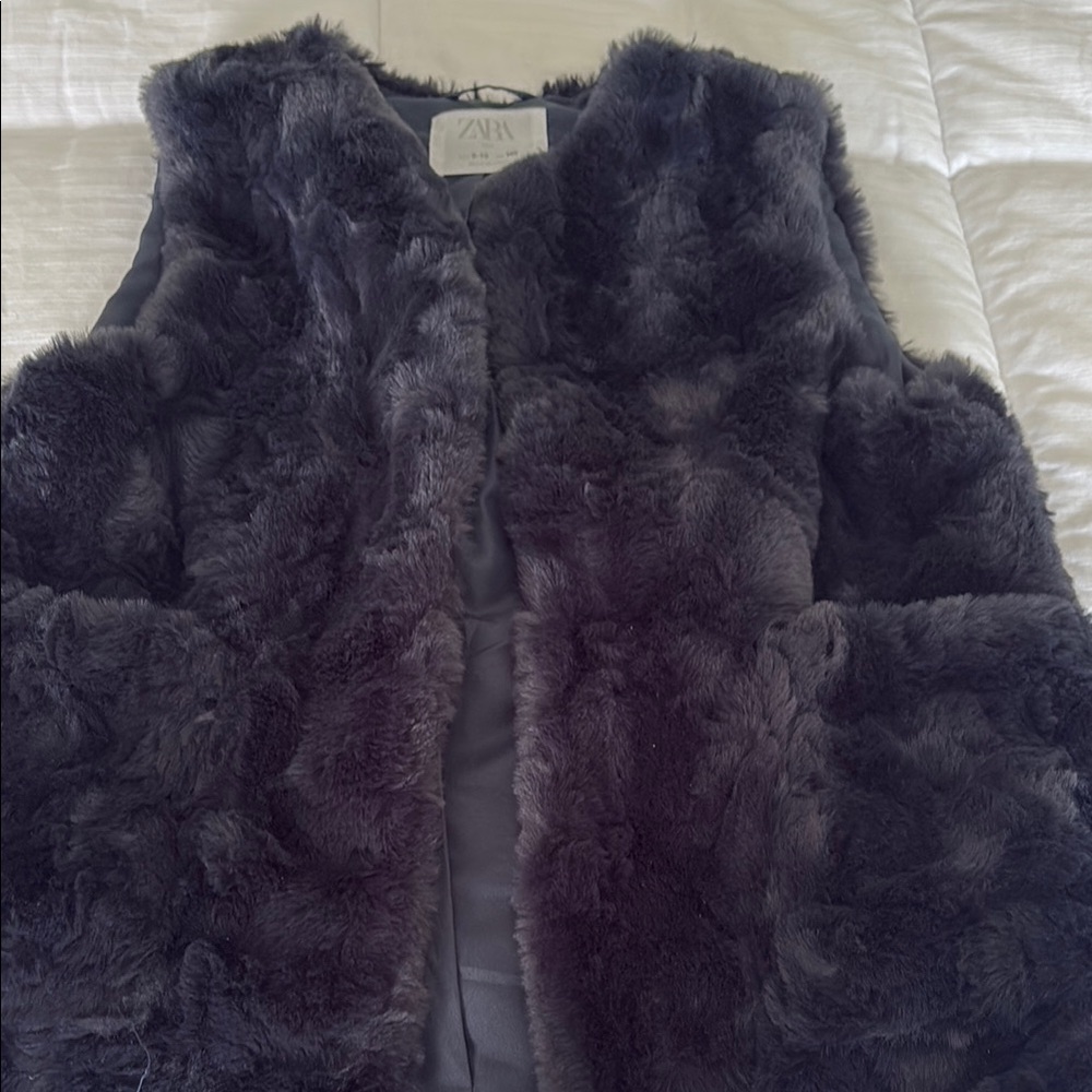 Zara Girl Navy  Faux Fur Vest